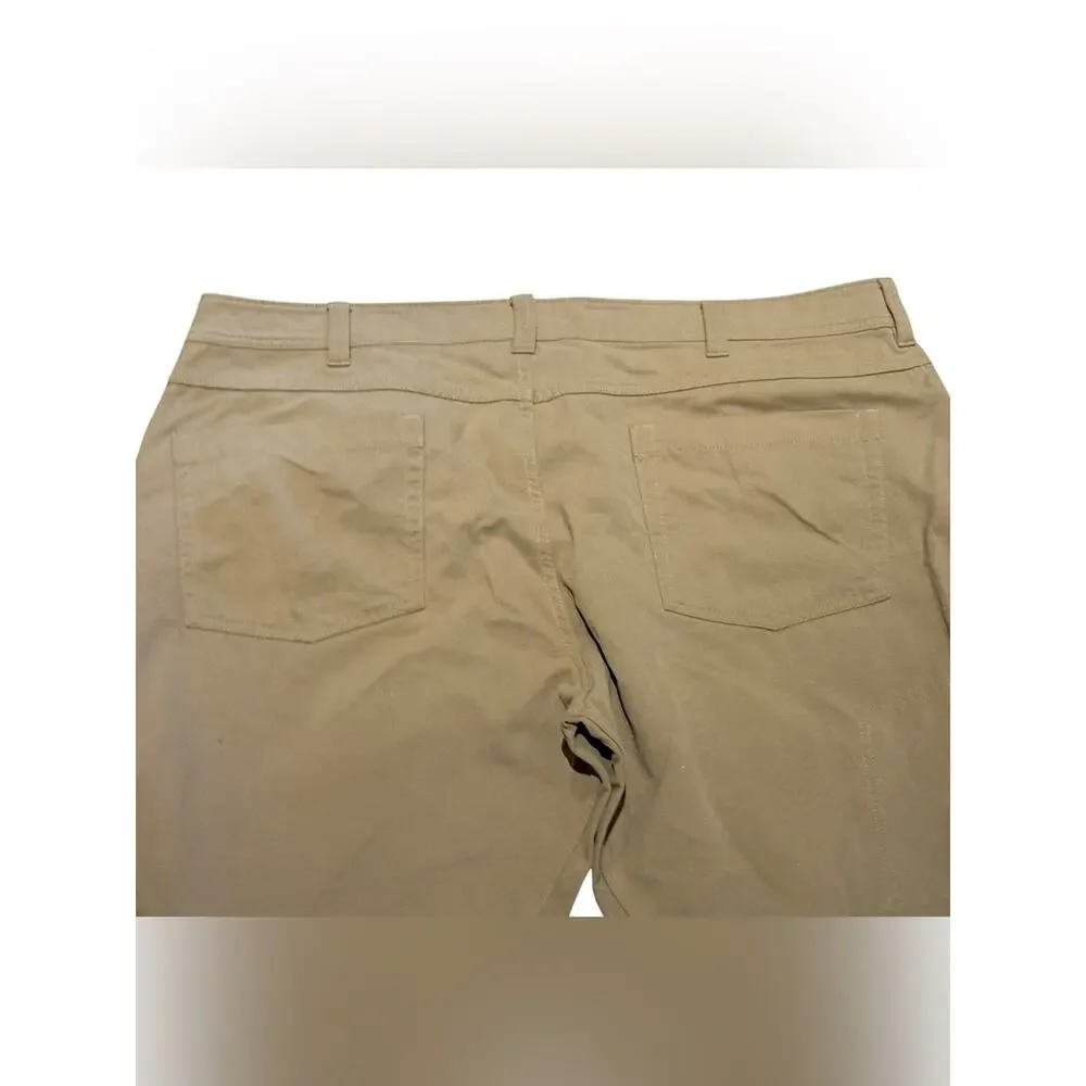 Under Armour Men's 44 x 32 Tan Chino-Style Performance Pants